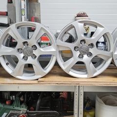 Original Audi 17" alloys