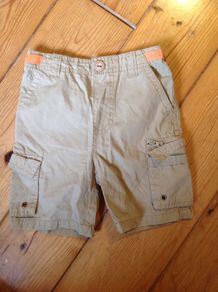 Age 2-3 Beige Shorts