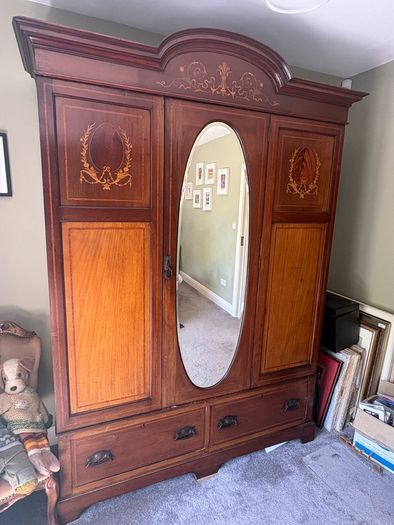 Edwardian wardrobe