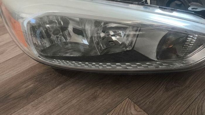 Headlights Ford Focus 3