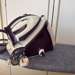 Phillips Steam Generator Iron
