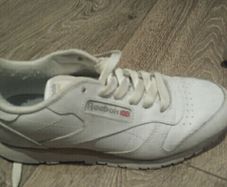 Reebok white runners