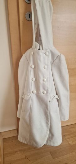 Winter white  Age 9