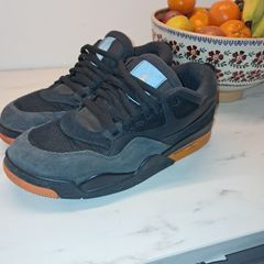 Nike Air Jordon 'Flight' 4RM black and starfish- Low profile Air Jordan's mens uk 9