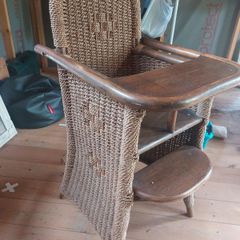 High chair vintage