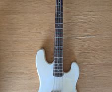 Hondo P-Bass