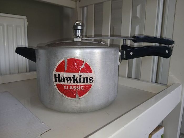 pressure cooker