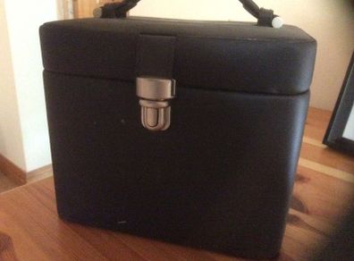 Vanity case