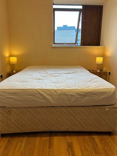 Mattress & Bed Base