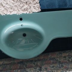 Glass Wall Hung Basin/Sink
