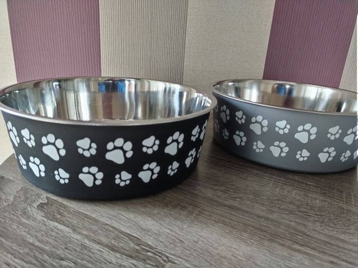 Set of x2 Stainless Steel Dog Feeder/ Drinking Bowls