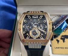 watch men's Ralph Christian payed 400 less than two years ago