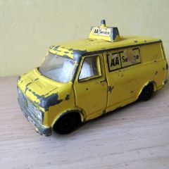 Dinky Bedford AA Van Meccano