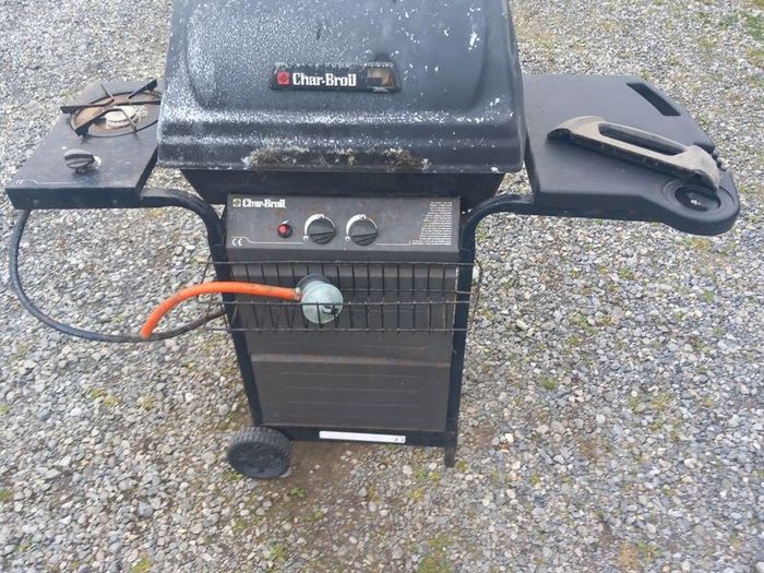 Gas barbecue