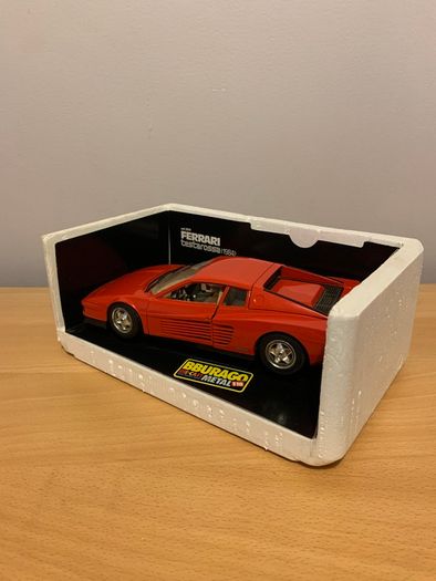 1/18 Burago Model Car Ferrari Testarossa 1984