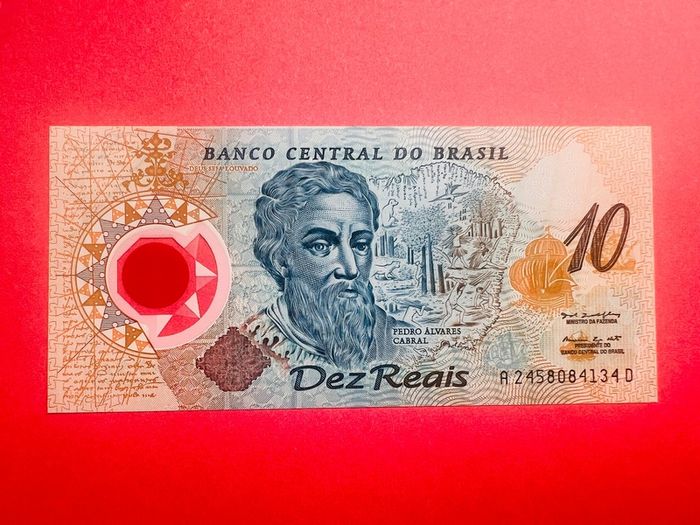 Brazil   10  Reals   2000  Pick  248a  Polymer / Plastic  Scarce  ( Uncirculated )
