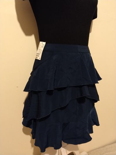 Beautiful H&m Skirt New With Tags
