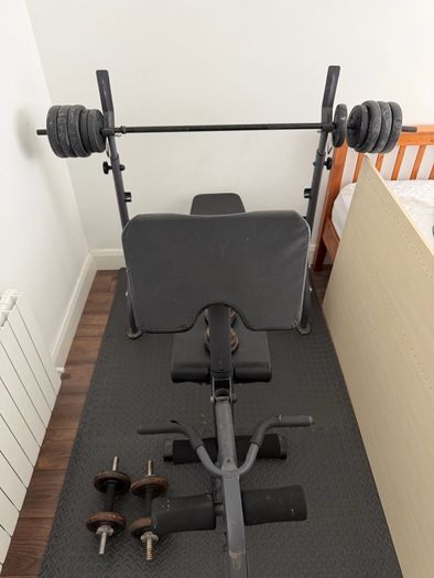 Weight Bench (quick sale!)