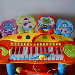 Keyboard & Drum set