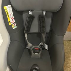 Britax Romer Dualfix Pro M Car Seat