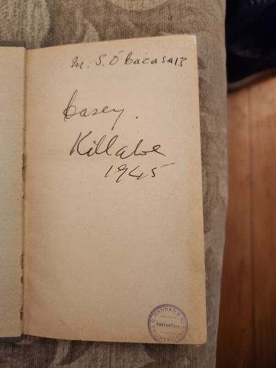 The Democratic Ideal In Franc And England. David Thomson. Published By Cambridge At The University College Press 1940. Hardback In Good Condition. See Photos For Same.