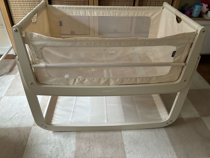 Snuzpod 5 - bedside crib