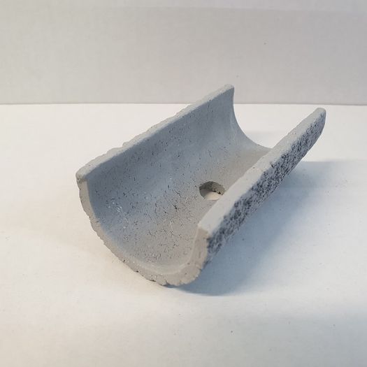 Graphite ceramic tunnel with a hole for plants 10x5x4cm