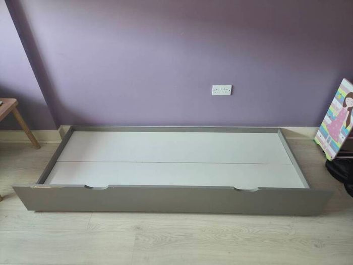 Single bed storage trundle