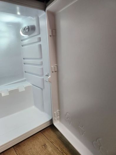 Powerpoint Under counter Fridge