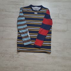 Under Armour top. 2xlarge.