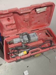 Milwaukee kango hammer 950