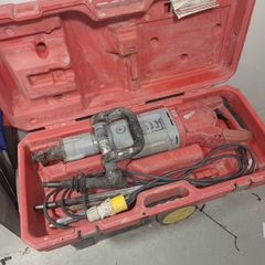Milwaukee kango hammer 950