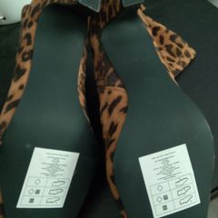 Ladies boots