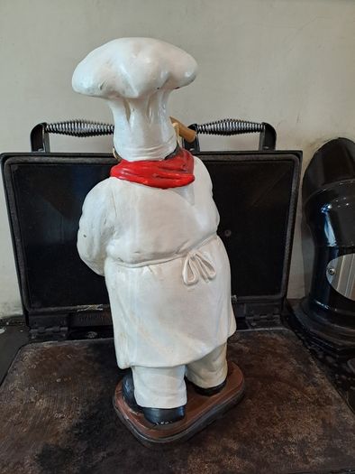 Large Decorative Chef Wine Bottle Holder