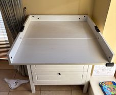 IKEA - Changing table - Sundvik