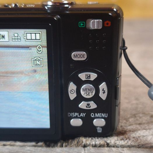 Panasonic Lumix DMC-FS7 10MP Compact Digital Camera Black Leica Lens Fully Works
