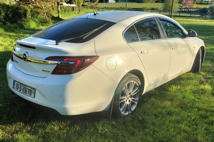 Opel Insignia 2015 2.0 cdti NEW NCT 29/05/27 +TAXED