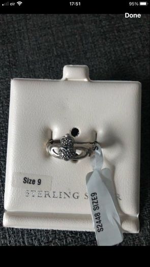 Ladies sliver ring size 9