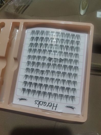 eyelash