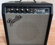 Bass Practice Amp 15W