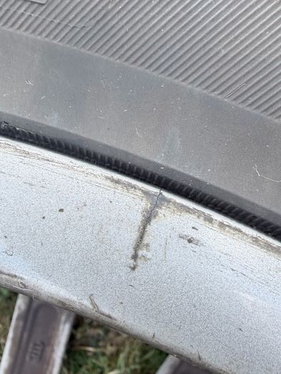 19" Genuine Amg Mercedes Wheel