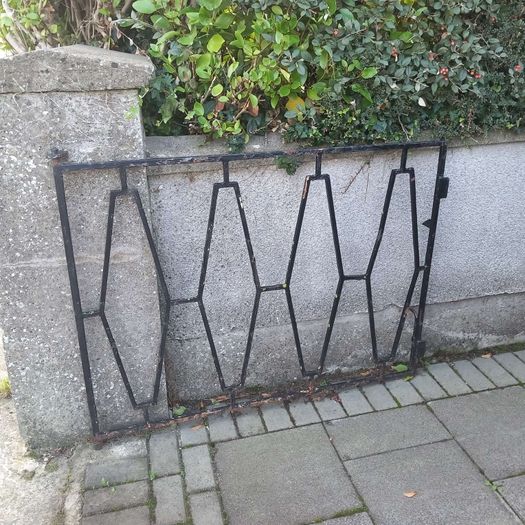 Iron driveway gates - 246 cms wide