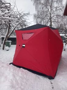 Ice Fishing Shelter Portable Pop-Up Waterproof and Windproof Tent Easily Set-Up for Outdoors Winter Fishing Camping Hiking