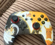 Nintendo Switch Pokemon Controller