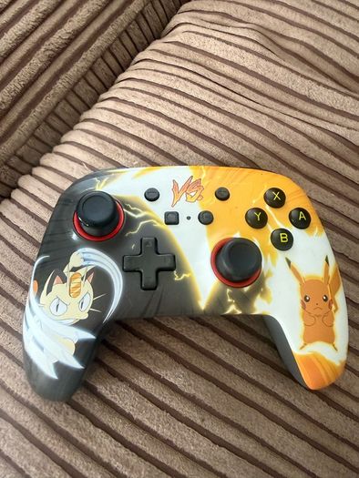 Nintendo Switch Pokemon Controller