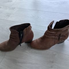 Ladies leather Gabor Boots Size 4/37 (New)