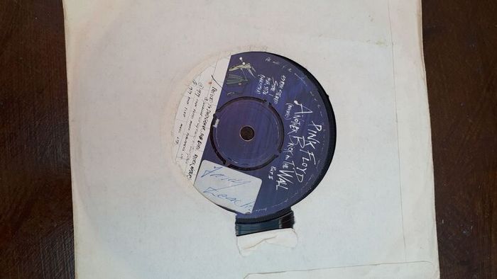 vinyl singles 5 euro each or 40 euro for all of them