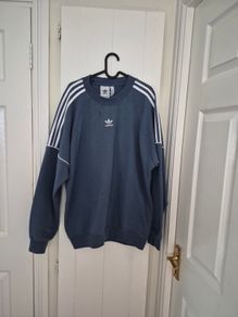 Adidas Sweatshirt