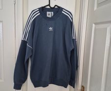 Adidas Sweatshirt