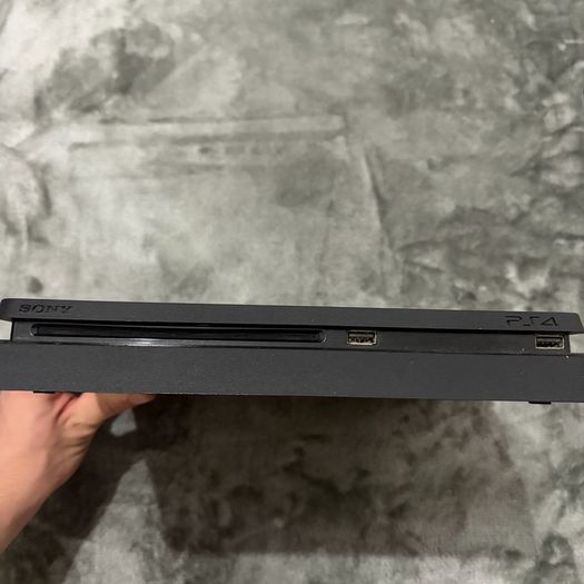 Sony PS4 Slim 500GB Console + Original DualShock 4 Controller & Cables